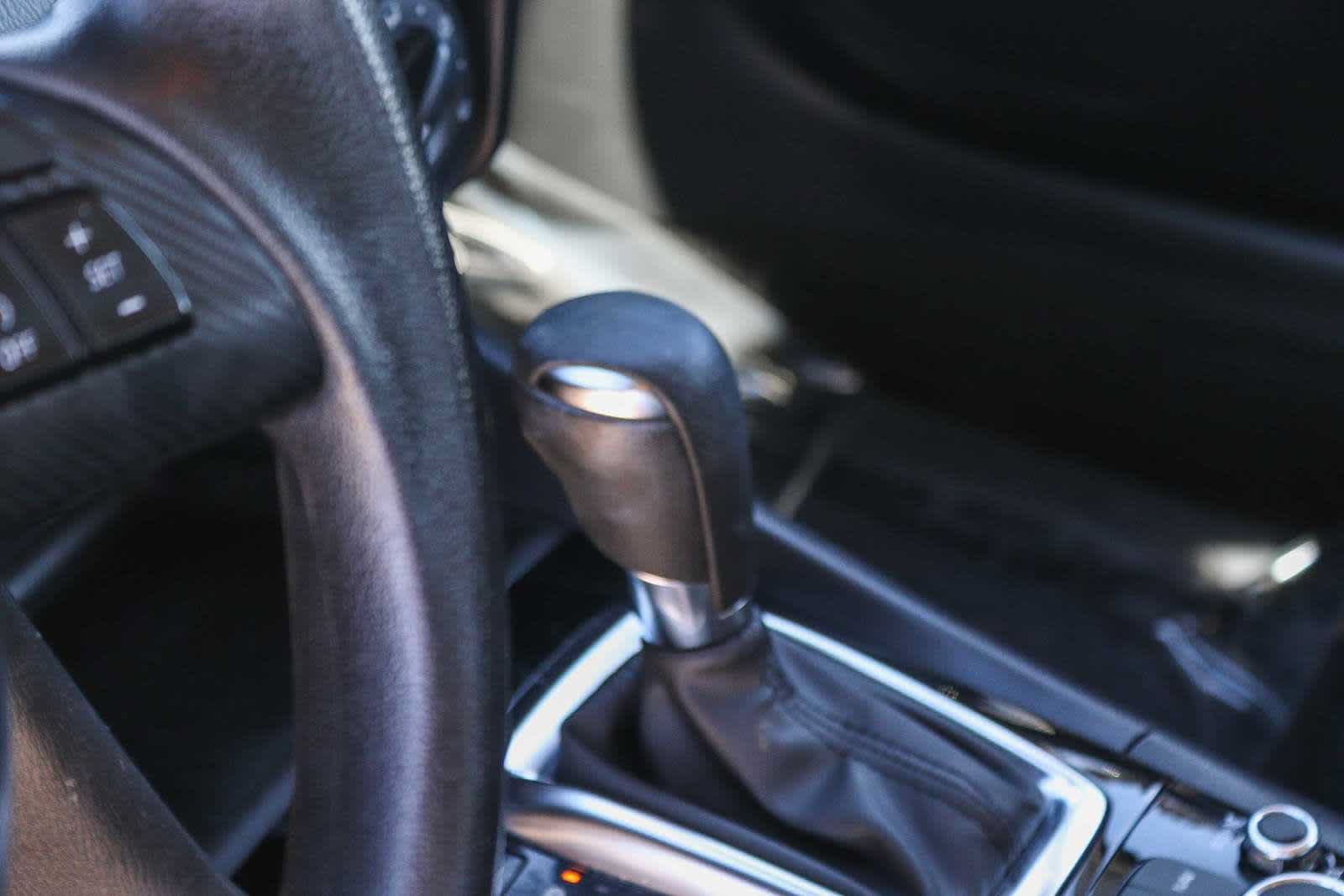 Used 2016 MAZDA MAZDA3 i Sport FWD image 21