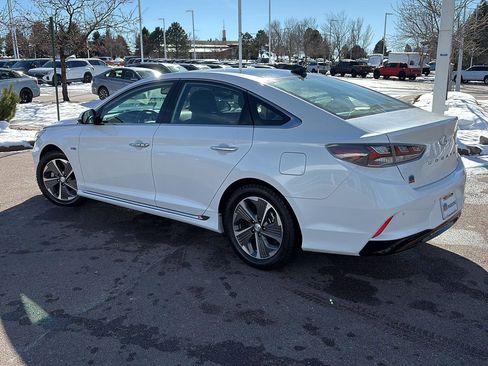 Used 2019 Hyundai Sonata Limited w/ Ultimate Package 02 image 4