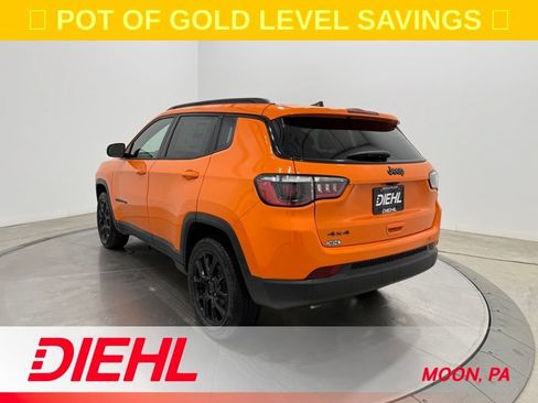 New 2026 Jeep Compass Latitude AWD/4WD image 5
