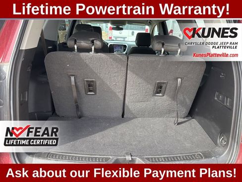 Used 2020 GMC Acadia SLE w/ Driver Convenience Package image 24