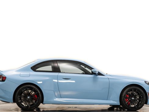 Used 2024 BMW M2 image 2