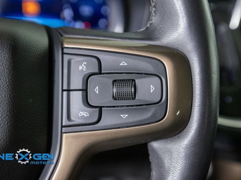 Used 2024 Chevrolet Suburban High Country w/ Advanced Technology Package AWD/4WD image 15