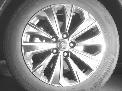 Used 2024 Buick Envision Preferred image 12