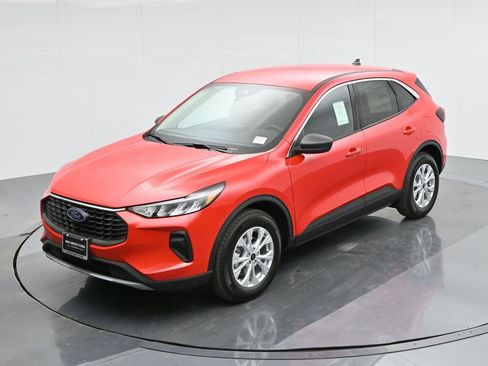 Used 2024 Ford Escape Active image 37