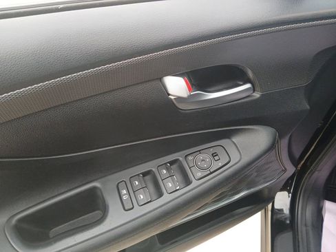 Used 2020 Hyundai Santa Fe SEL w/ Convenience Package image 21