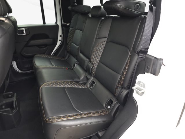Used 2022 Jeep Gladiator Overland AWD/4WD image 14