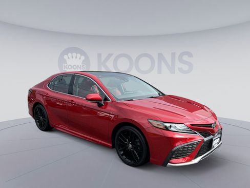 Used 2021 Toyota Camry XSE w/ Cold Weather Package AWD/4WD image 10
