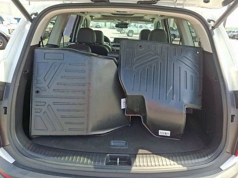 Used 2022 Kia Telluride EX w/ EX Premium Package AWD/4WD image 30