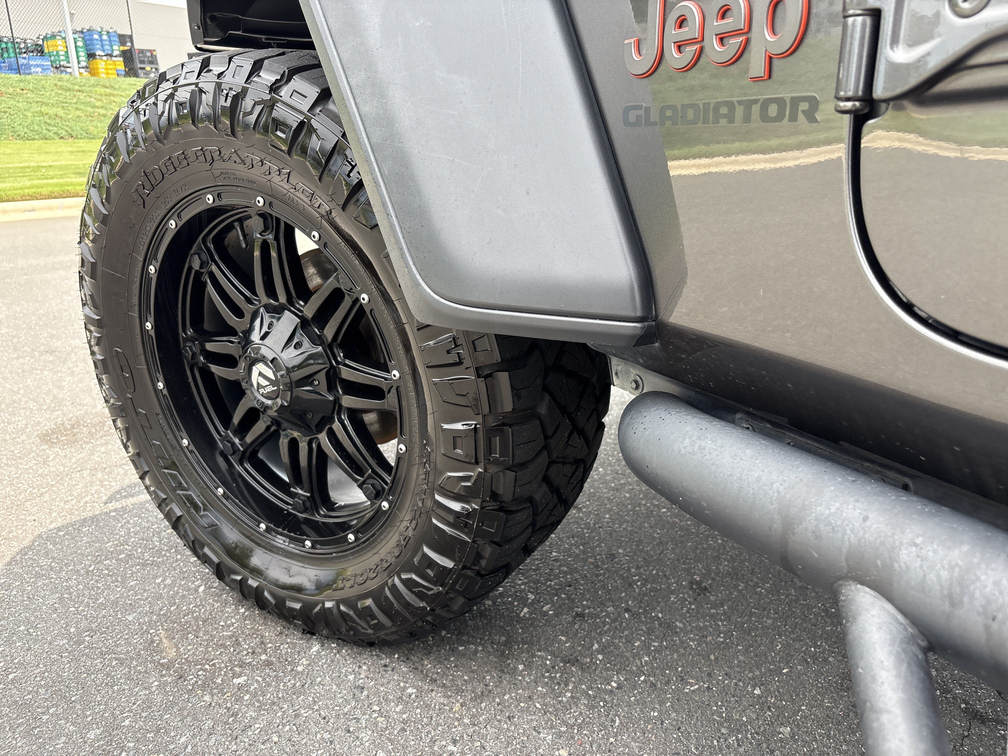 Used 2020 Jeep Gladiator Mojave AWD/4WD image 12