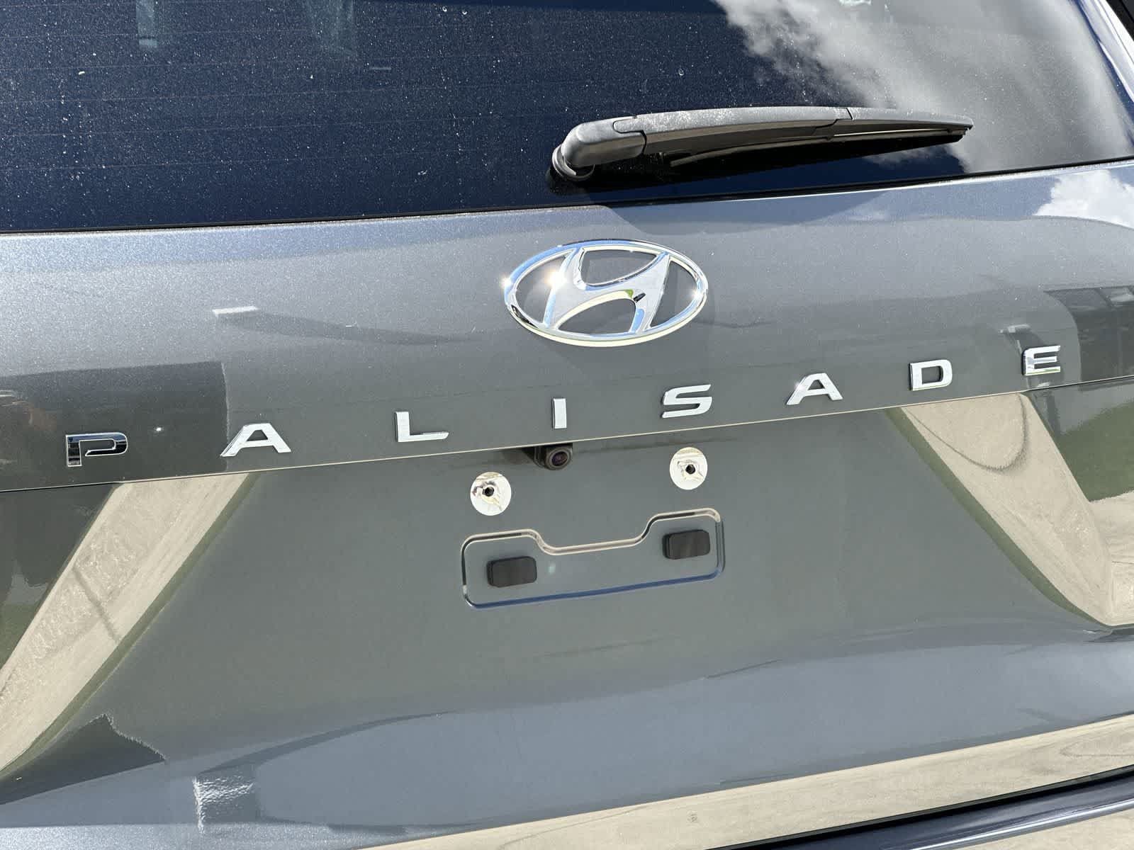 Used 2024 Hyundai Palisade SEL FWD image 14
