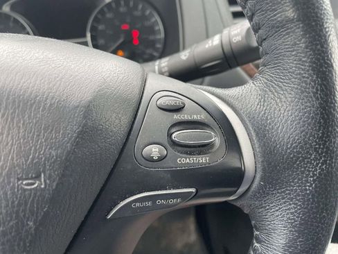 Used 2019 Nissan Pathfinder Platinum image 37