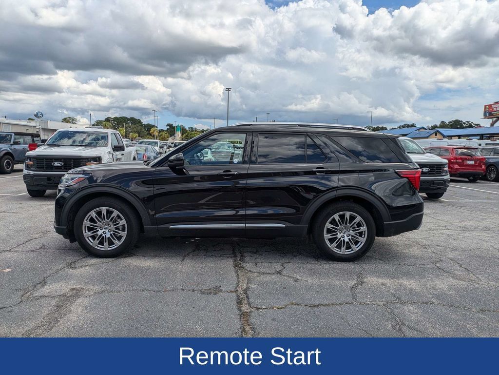 Certified 2026 Ford Explorer Platinum RWD image 7
