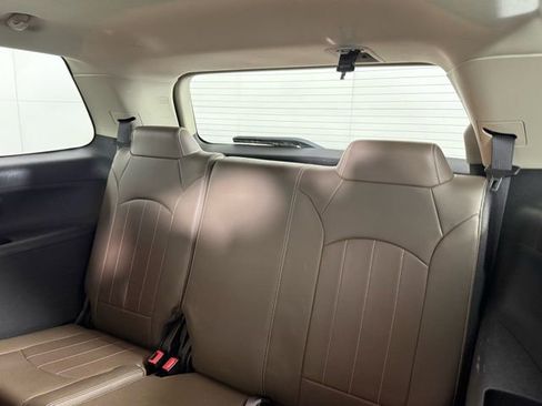 Used 2017 GMC Acadia Limited SLT image 24