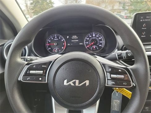 Certified 2024 Kia Forte LXS w/ LXS Technology Package image 10