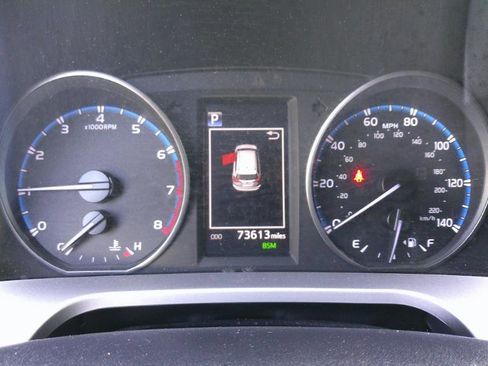 Used 2018 Toyota RAV4 XLE image 20