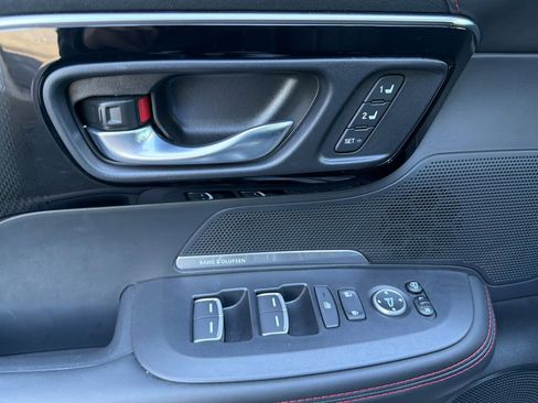 Used 2025 Acura ADX A-Spec image 12