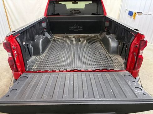 Used 2020 Chevrolet Silverado 1500 LT image 20