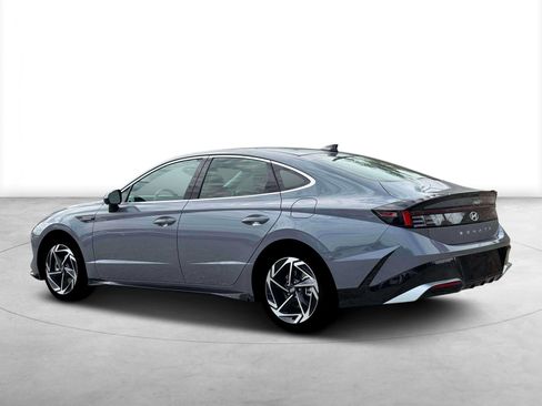 New 2026 Hyundai Sonata SEL FWD image 4
