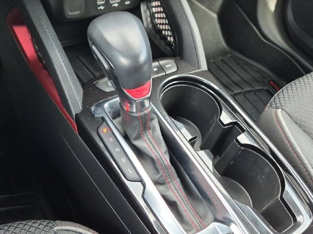 Used 2023 Chevrolet TrailBlazer RS w/ Convenience Package AWD/4WD image 12