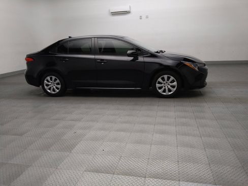 Used 2023 Toyota Corolla LE FWD image 11