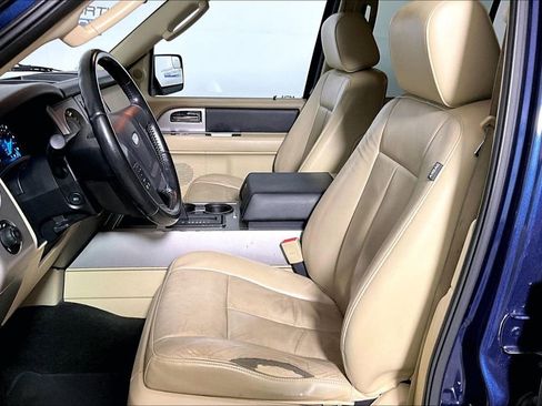 Used 2017 Ford Expedition XLT w/ Equipment Group 201A image 15