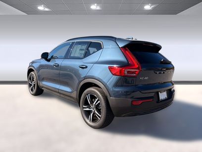 Certified 2026 Volvo XC40 B5 Core w/ Climate Package