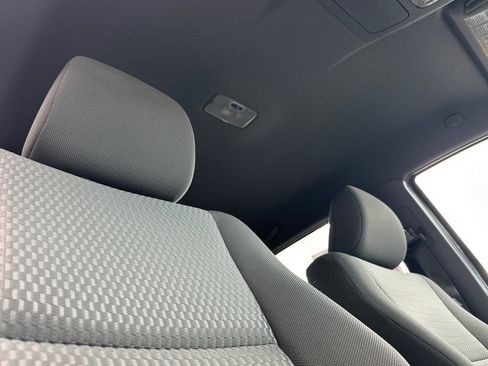 Used 2014 Toyota Tacoma PreRunner image 16