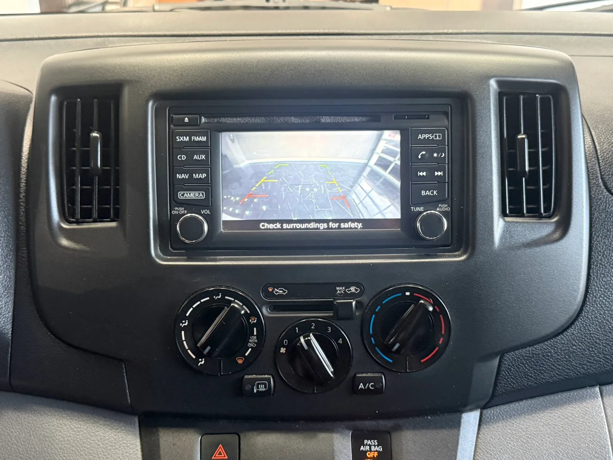 Used 2019 Nissan NV200 SV w/ Navigation Package FWD image 12