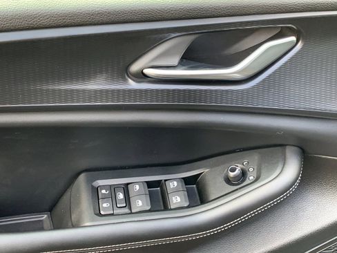 Used 2024 Jeep Grand Cherokee Laredo X w/ Trailer Tow Package image 12