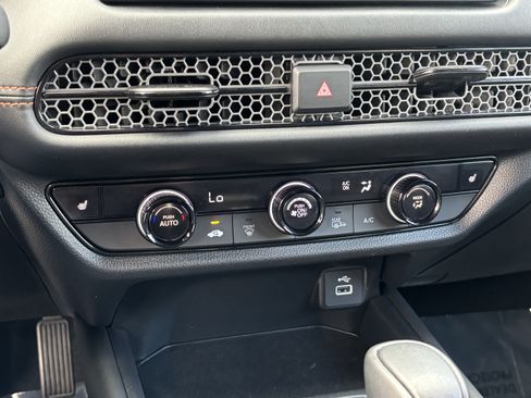 Certified 2024 Honda HR-V Sport image 20