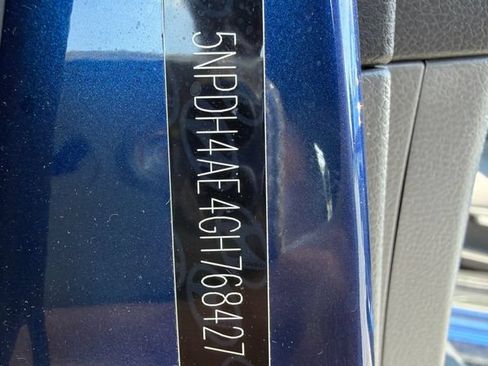 Used 2016 Hyundai Elantra SE FWD image 16