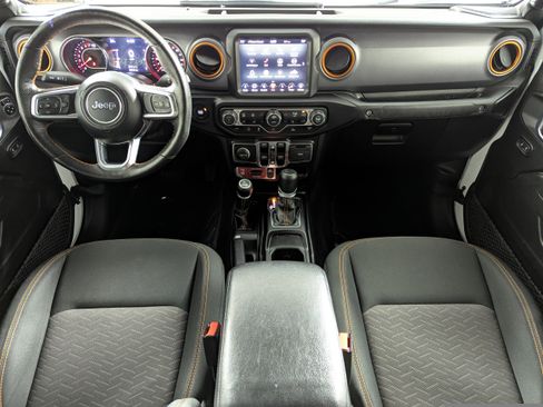 Used 2022 Jeep Gladiator Mojave w/ LED Lighting Group image 10