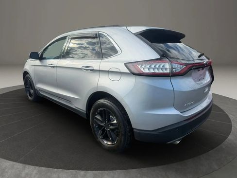 Used 2018 Ford Edge SEL AWD/4WD image 7