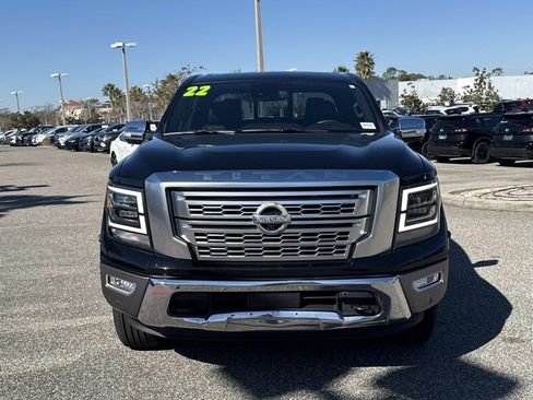 Certified 2022 Nissan Titan Platinum Reserve w/ Moonroof Package image 9
