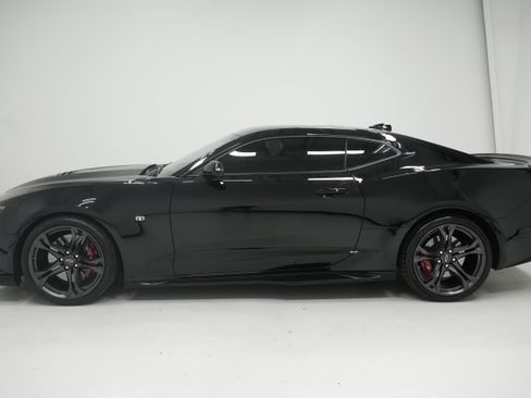 Used 2022 Chevrolet Camaro SS RWD image 7