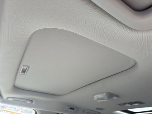 New 2026 Kia Carnival SX Prestige image 11