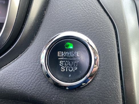 Used 2014 Ford Fusion Titanium image 22