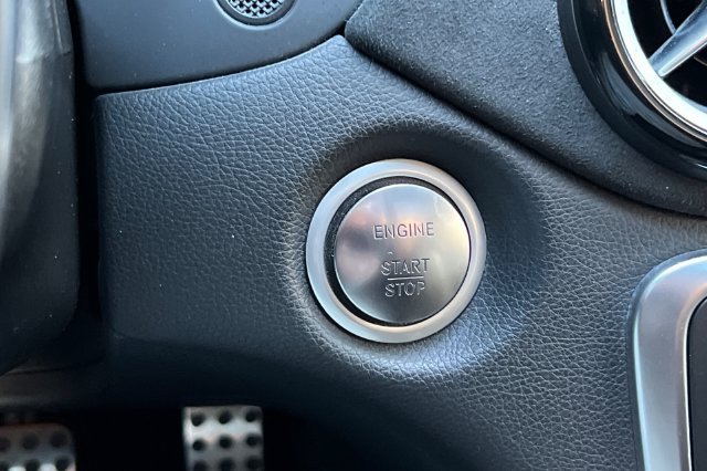 Used 2018 Mercedes-Benz CLA 250 image 26