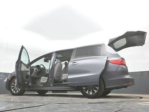Used 2022 Honda Odyssey EX-L image 55