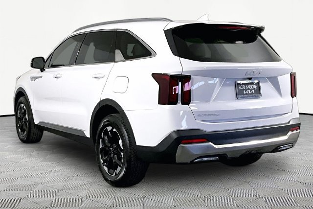 Certified 2026 Kia Sorento S FWD image 4