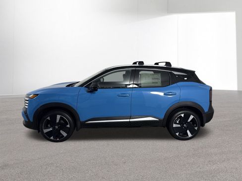 New 2026 Nissan Kicks SR w/ Cold Weather Package image 28