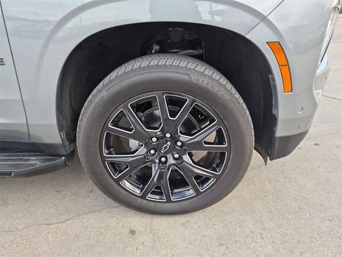 Used 2025 Chevrolet Tahoe RST w/ RST Capability Package image 10