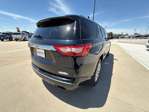 Used 2020 Chevrolet Traverse High Country AWD/4WD image 8