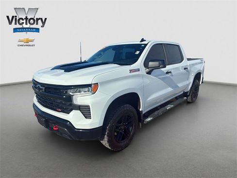 Certified 2023 Chevrolet Silverado 1500 LT Trail Boss w/ Convenience Package II image 3