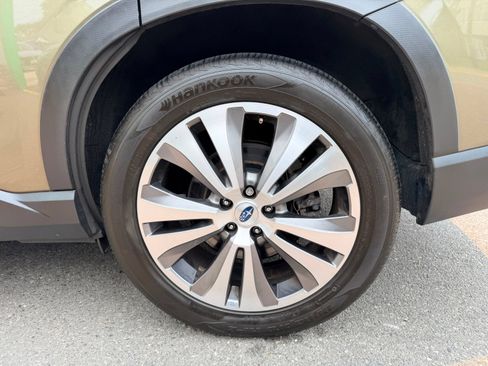 Used 2022 Subaru Ascent Limited AWD/4WD image 38
