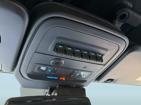 Used 2023 Ford Bronco Raptor AWD/4WD image 18
