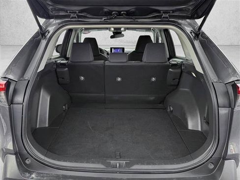 Used 2024 Toyota RAV4 LE AWD/4WD image 8