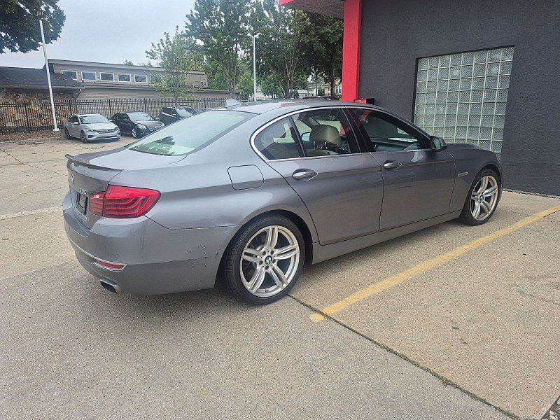 Used 2014 BMW 550i xDrive Sedan AWD/4WD image 7
