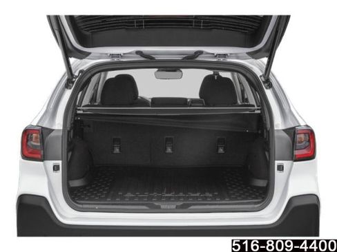 Used 2025 Subaru Outback Premium image 15