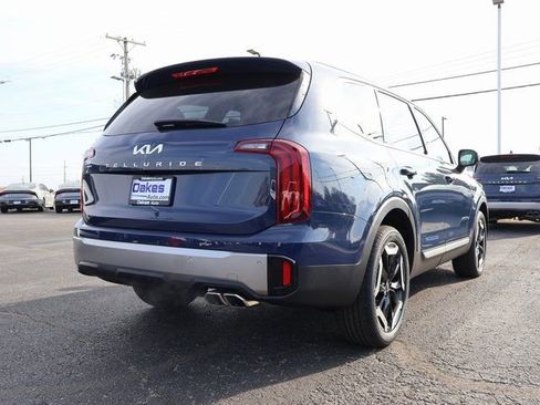 New 2025 Kia Telluride S image 7